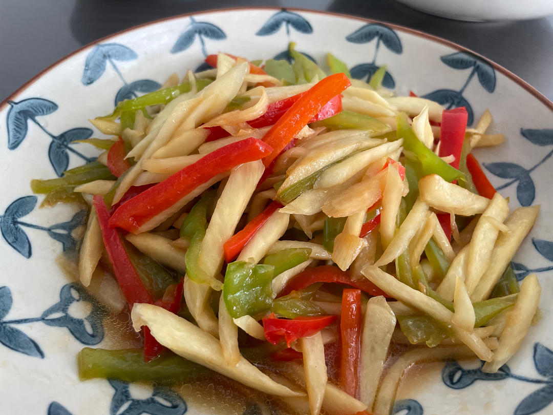 素炒茭白
