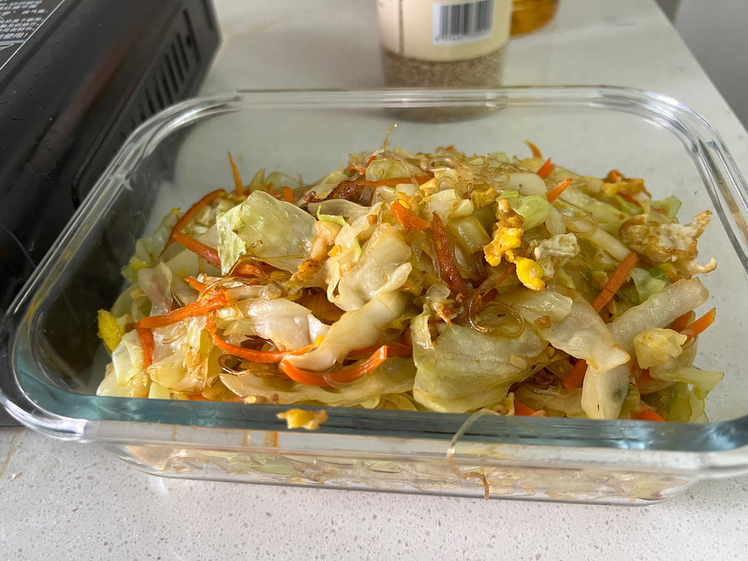 包菜粉丝炒鸡蛋