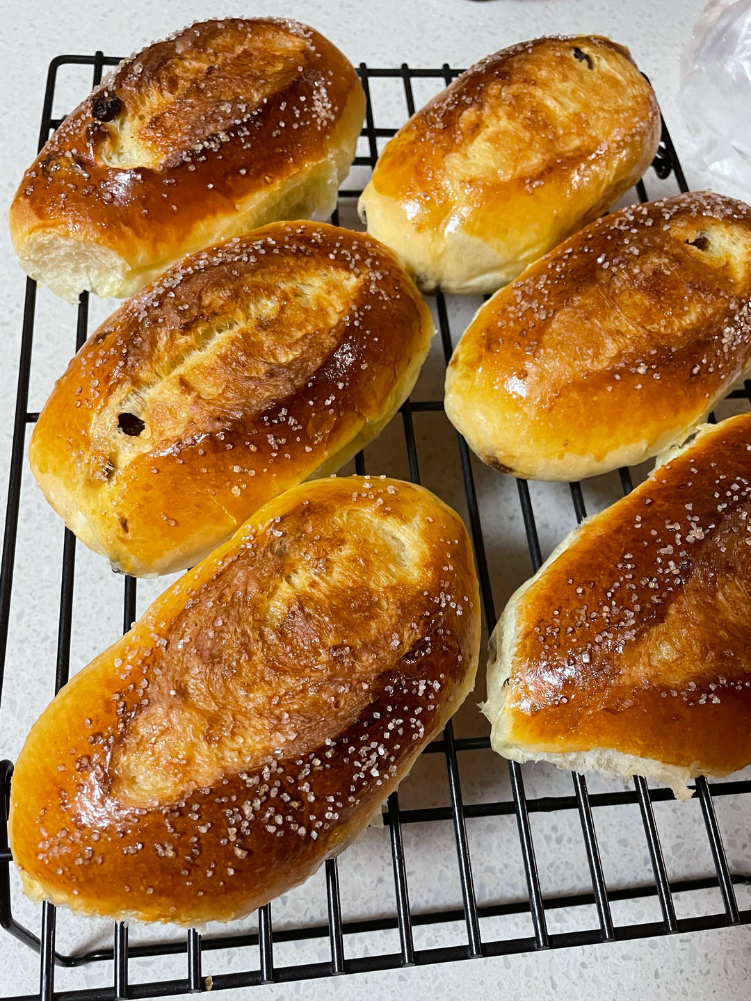 奶香松软的葡萄干面包｜有手就会