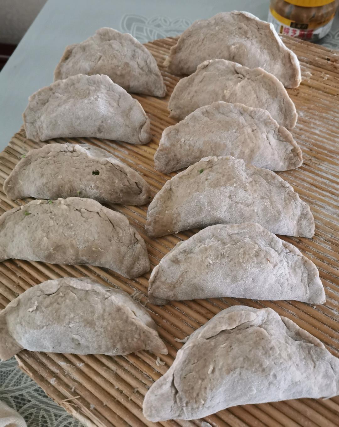 从小爱吃的红薯干儿面（地瓜粉）蒸饺
