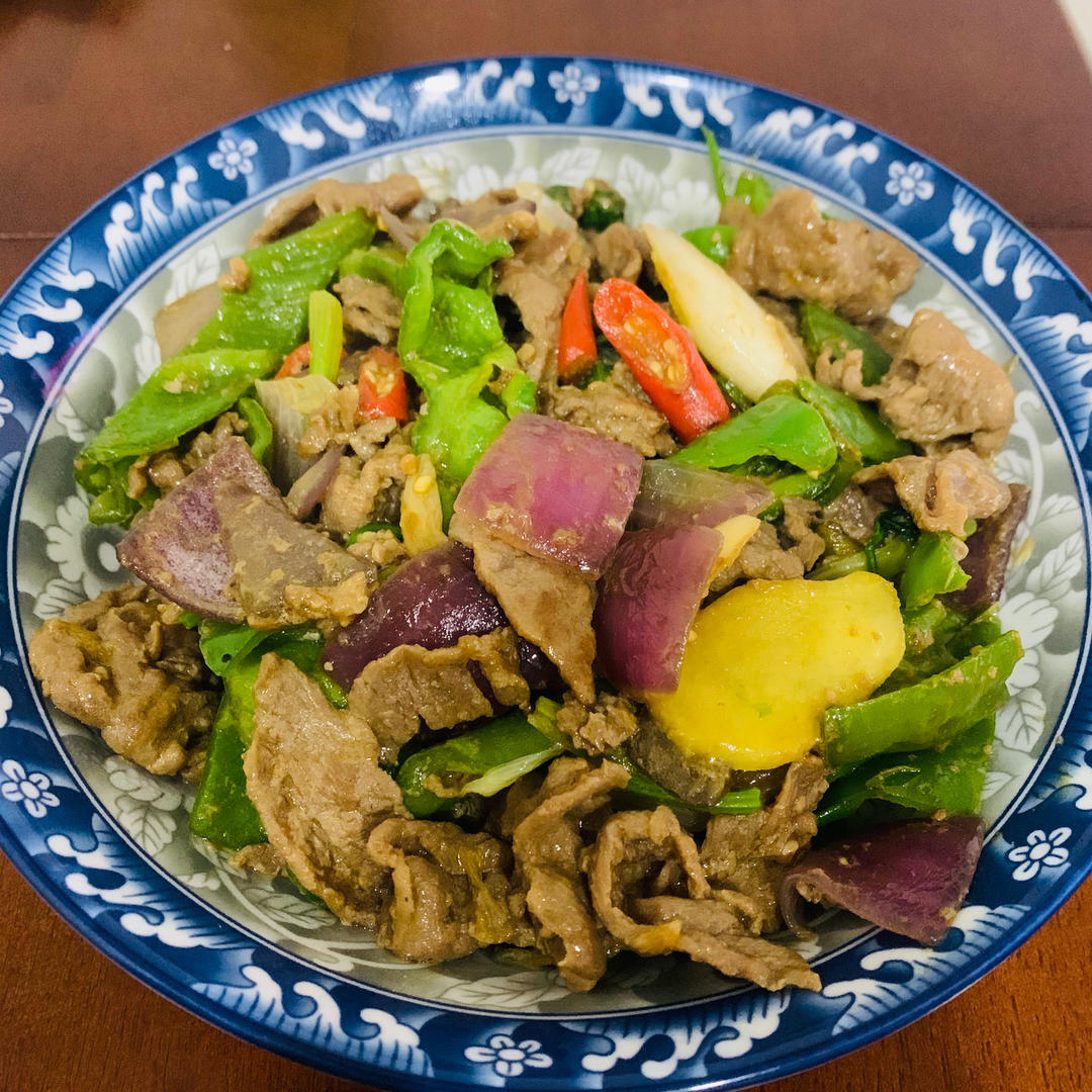 爆炒嫩牛肉