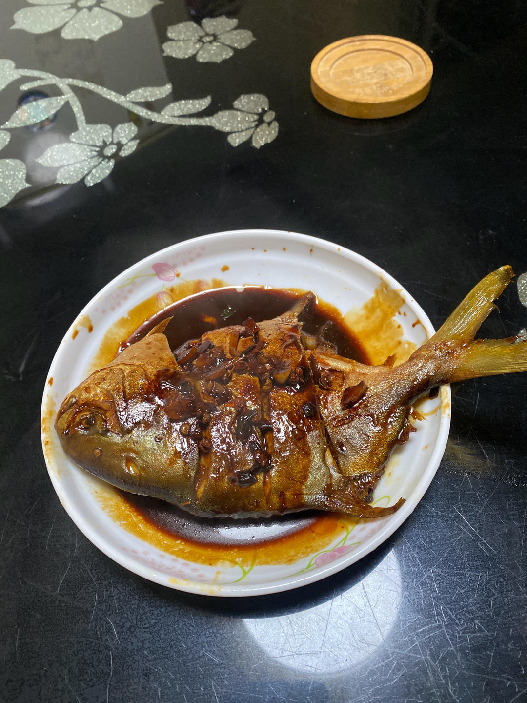 红烧金昌鱼（包含去腥、煎鱼不破皮的秘诀）