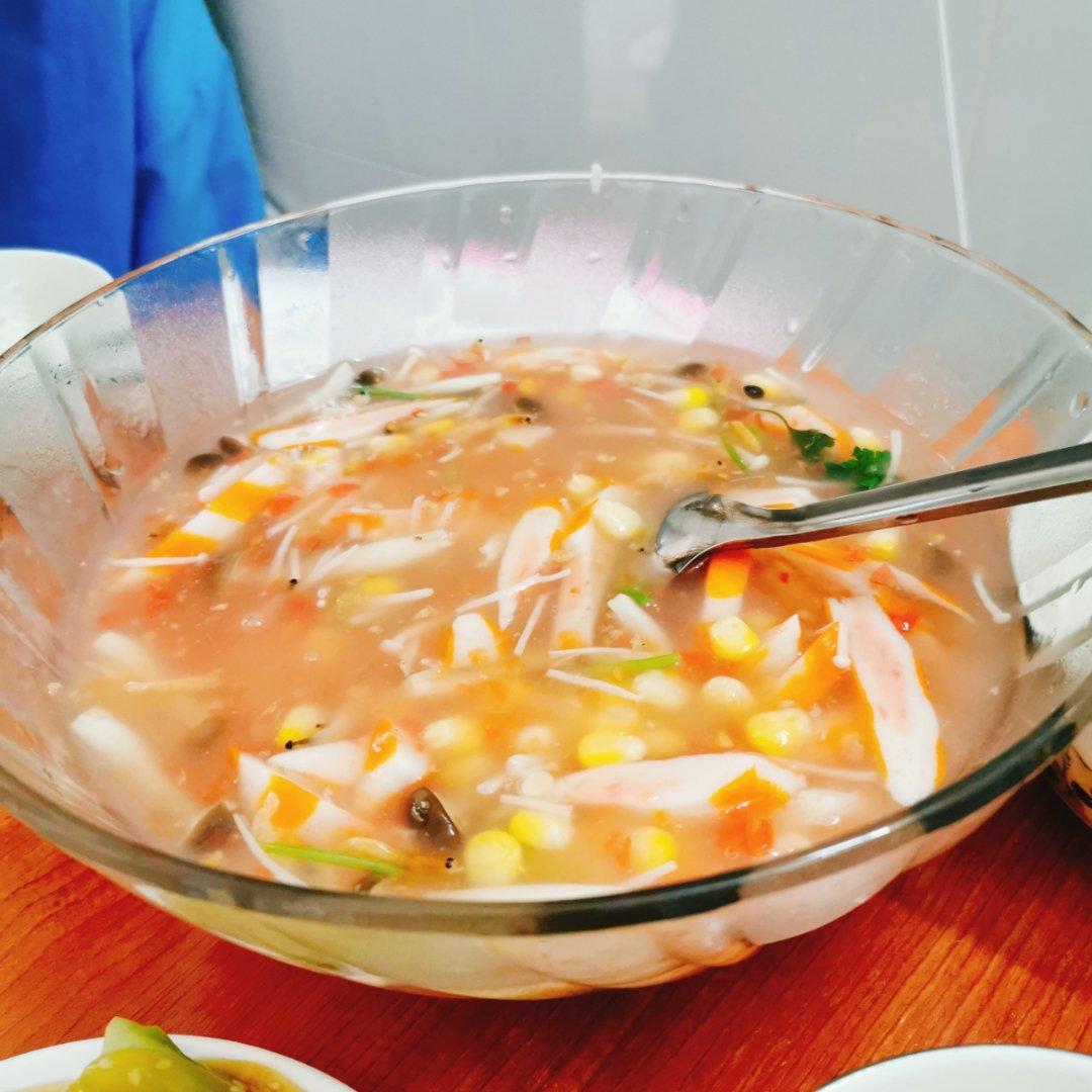 西红柿菌菇豆腐汤