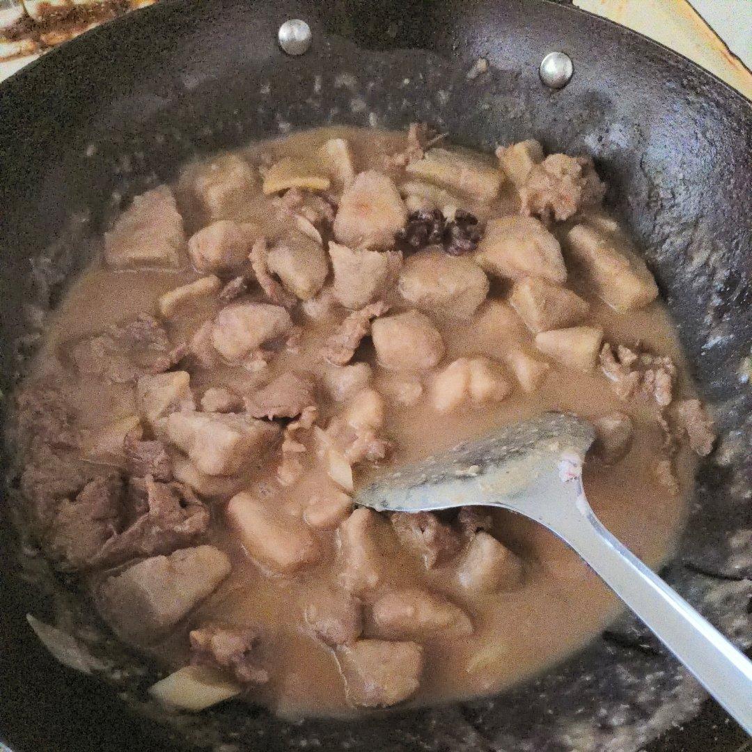 芋子牛肉