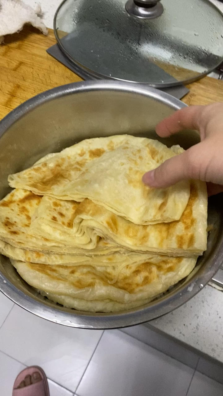 层次分明薄如蝉翼的家常基础烙饼