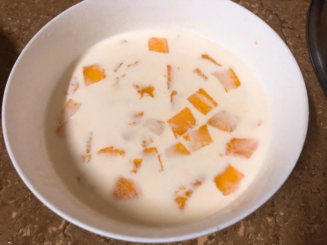 粒粒芒果椰汁冻糕