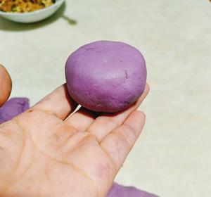 非常香糯好吃的紫薯糯米包(花生腩肉香葱香菜馅)的做法 步骤11