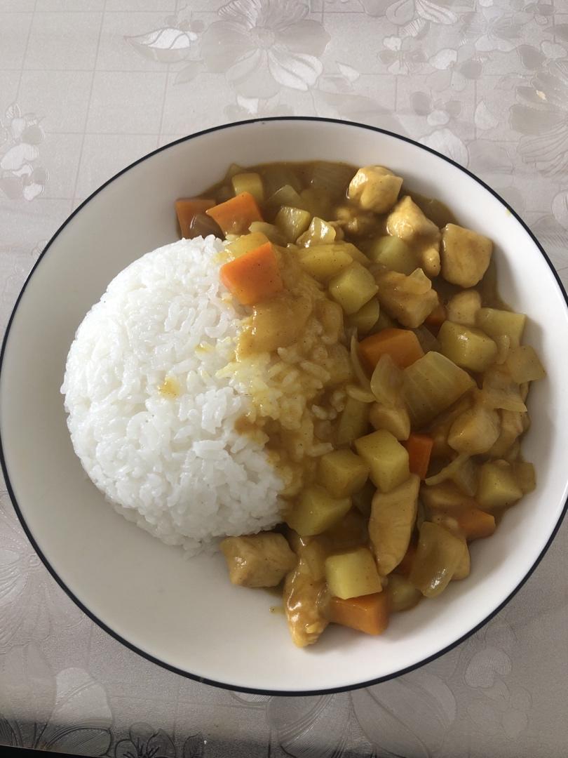 咖喱鸡肉饭