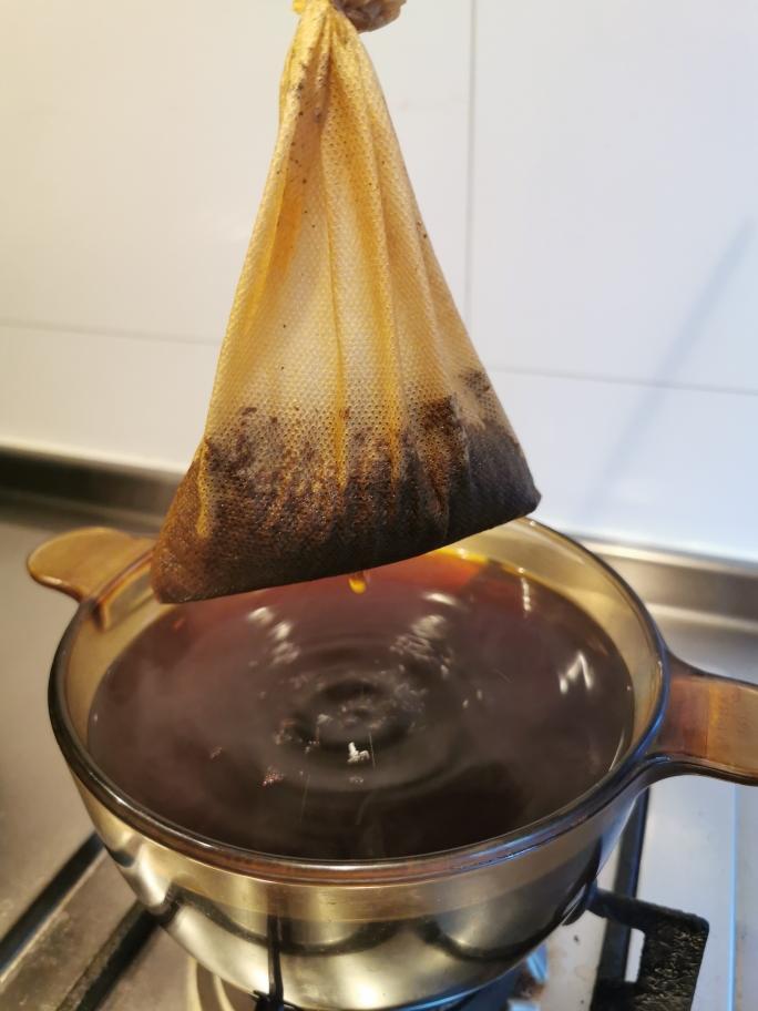 港式丝袜奶茶的做法 步骤5