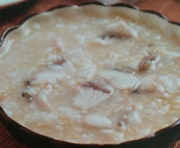 鱼肉小米粥的做法