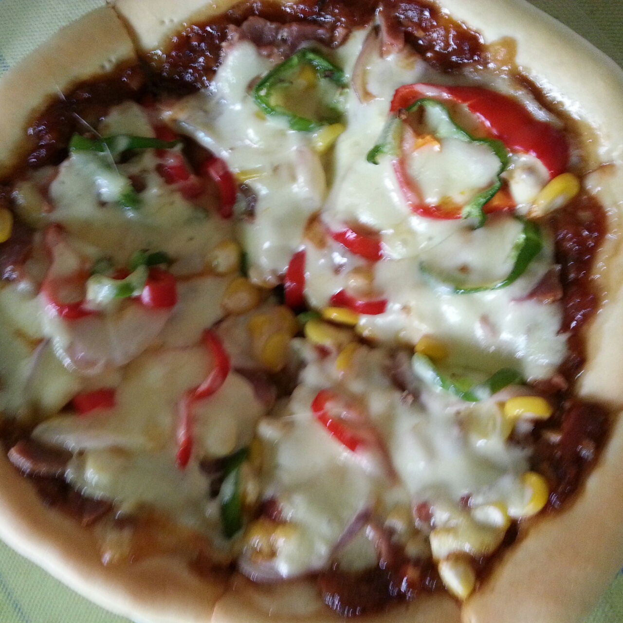 厚底鲜虾培根披萨