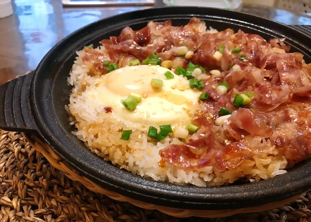 正宗广式腊味煲仔饭