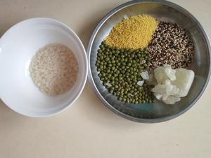 不怕寒凉、夏季可安心喝的藜麦小米绿豆粥、汤、豆浆、米糊的做法 步骤1