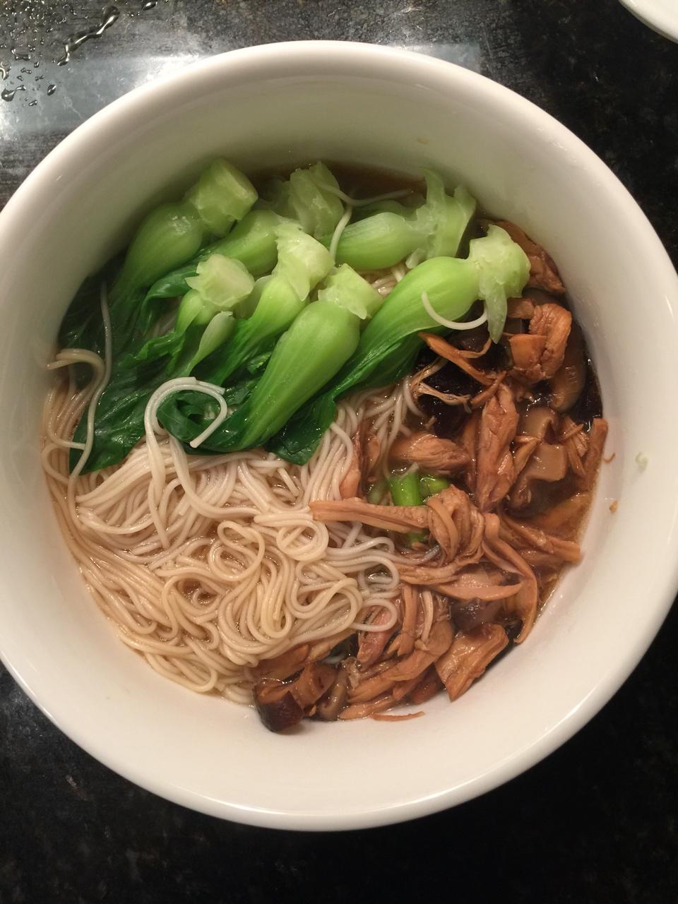 香菇鸡丝面