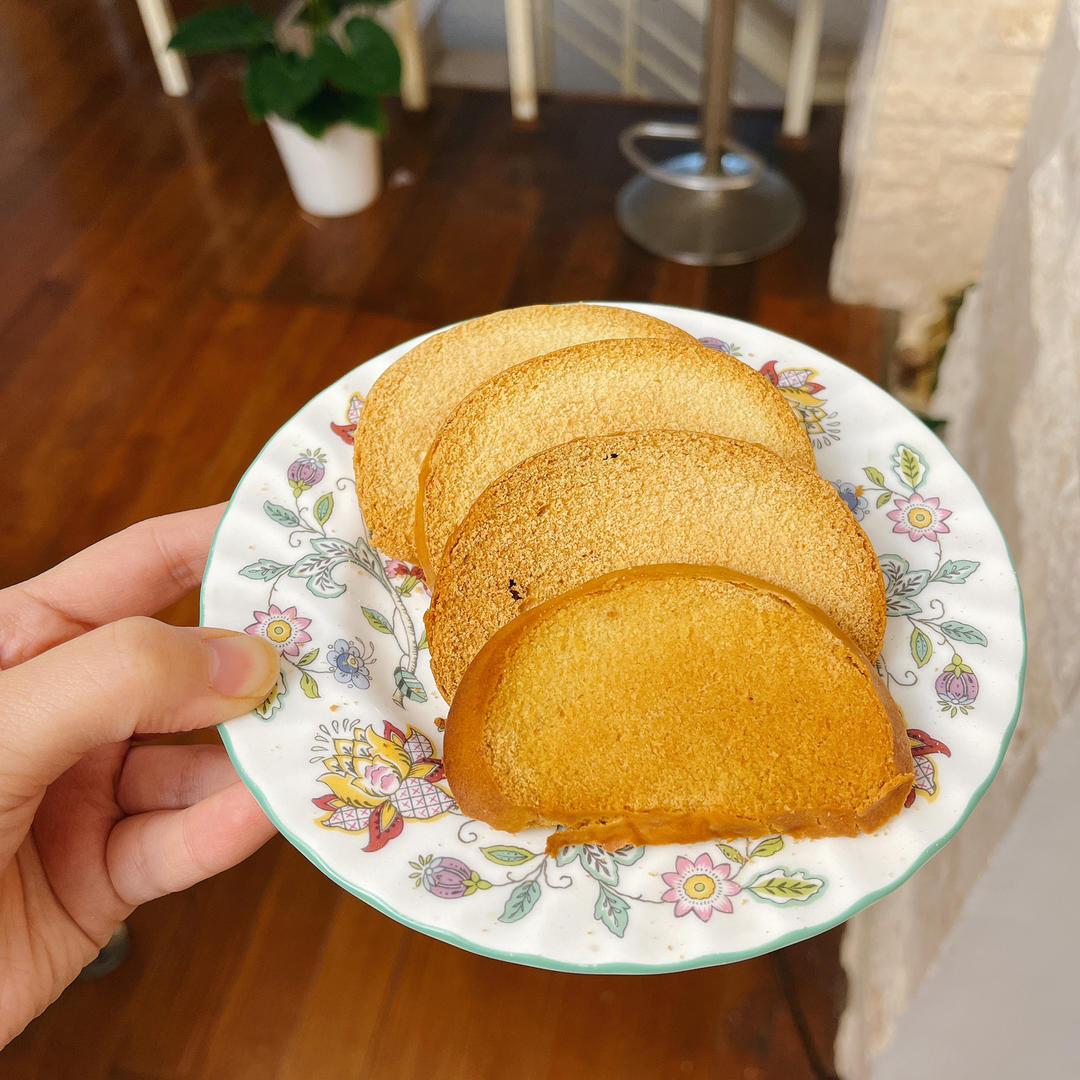 养胃祛湿的烤馒头片