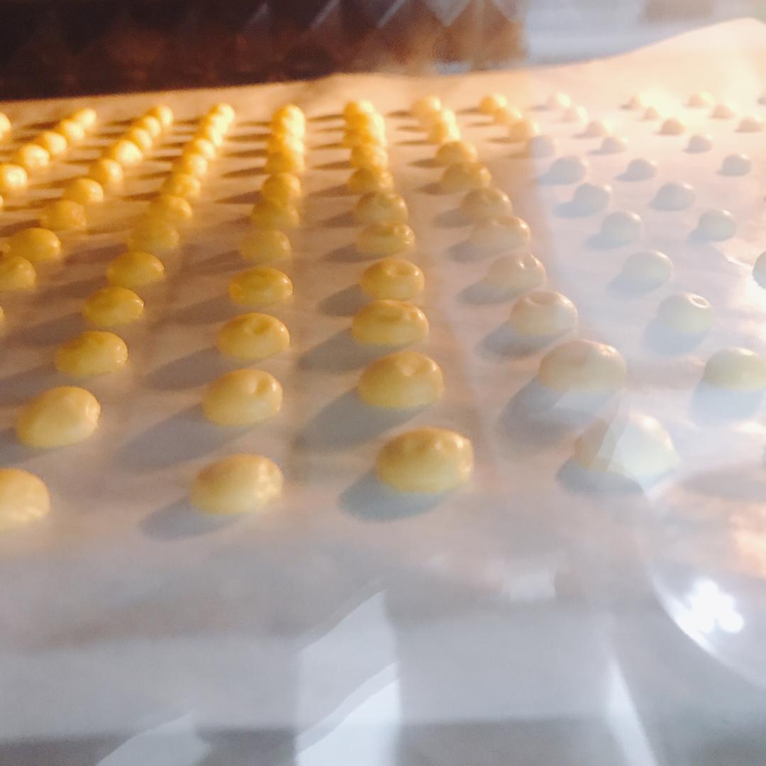 6个月宝宝辅食蛋黄溶豆（简单版）