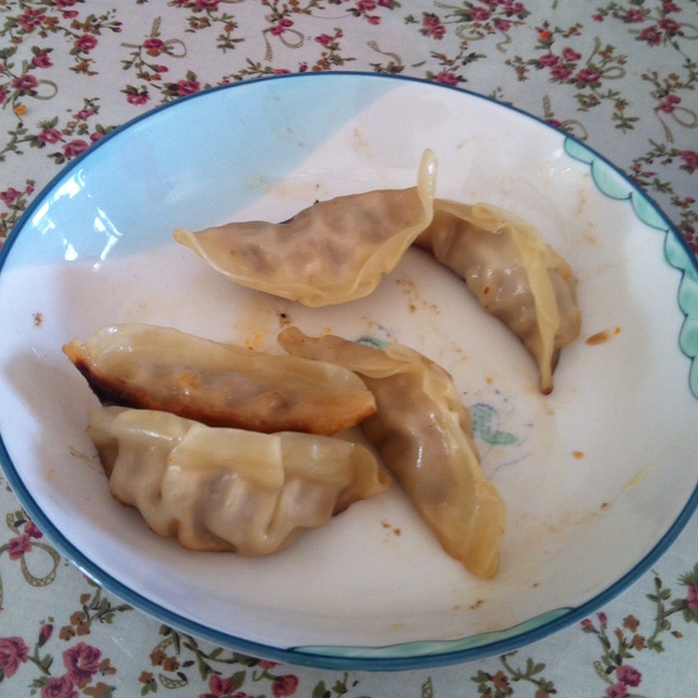 速冻饺子版锅贴