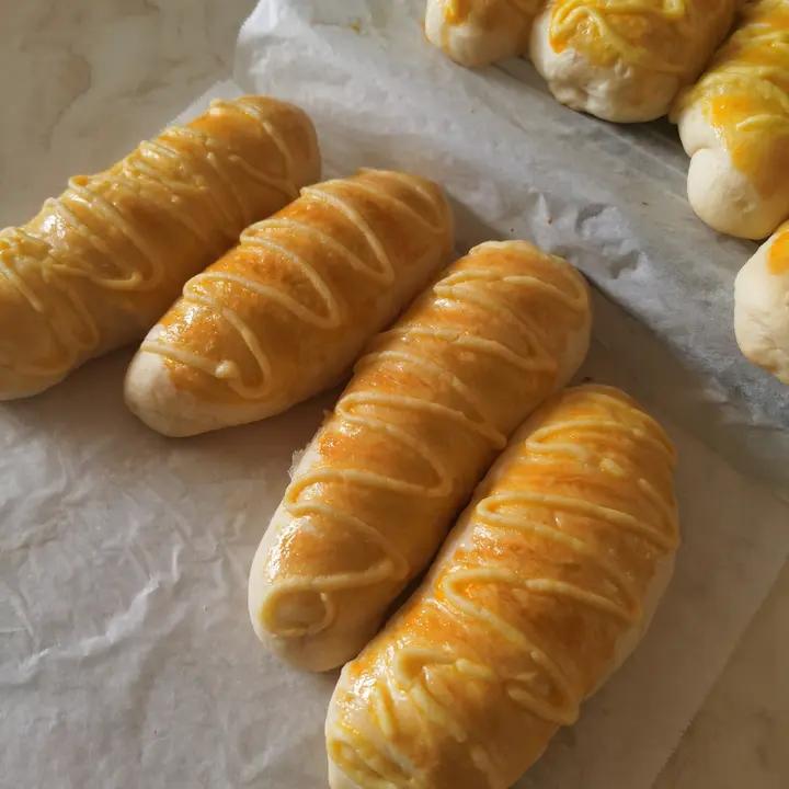 面包房里最受欢迎的毛毛虫面包