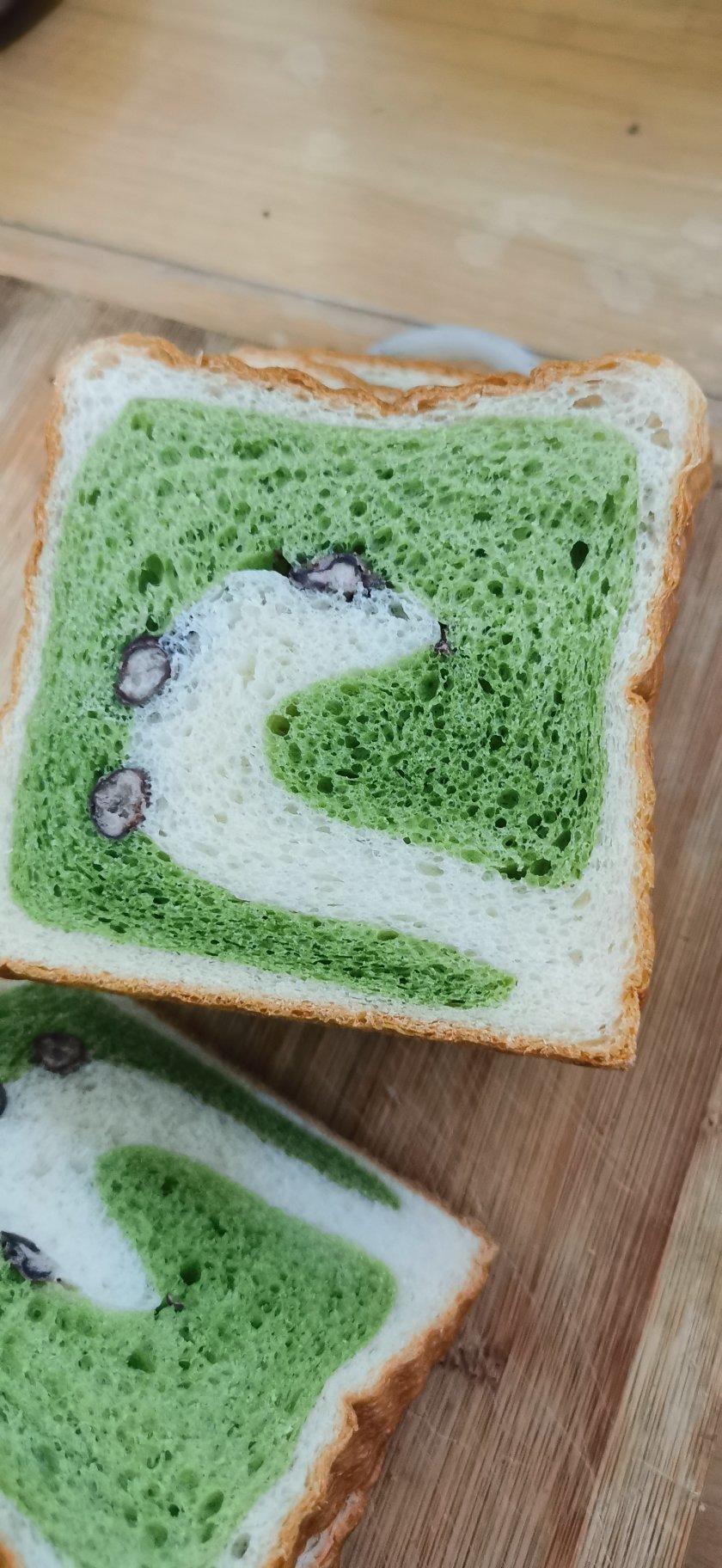 Sara吐司系列五：高颜值抹茶蜜豆双色吐司
