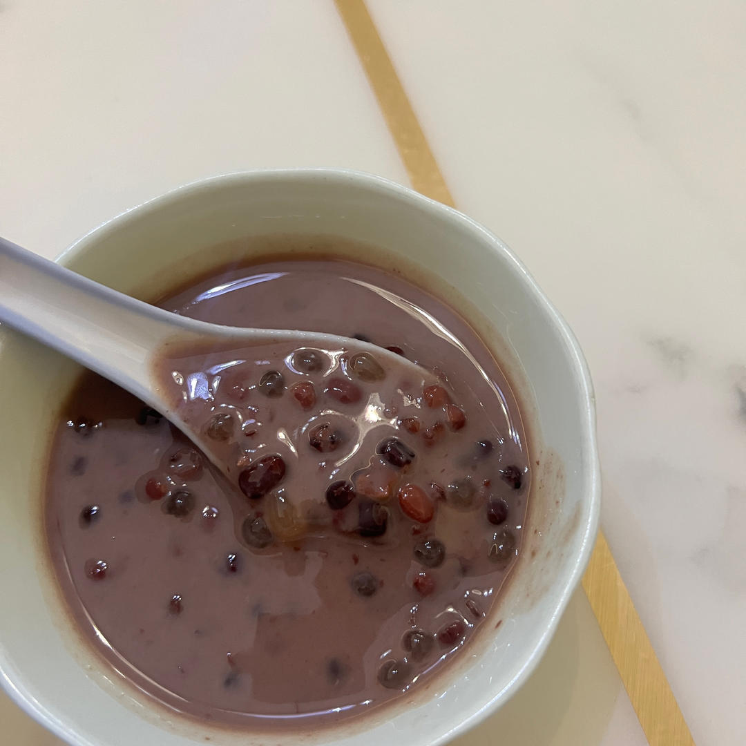 椰汁红豆西米露