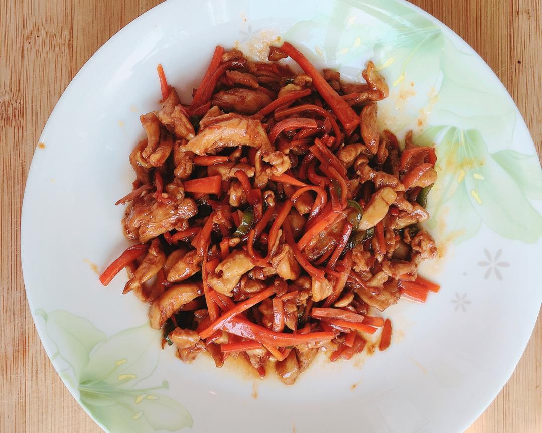胡萝卜炒鸡丝