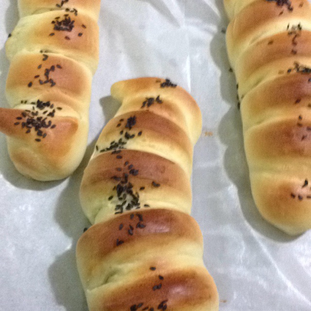 毛毛虫肉松面包