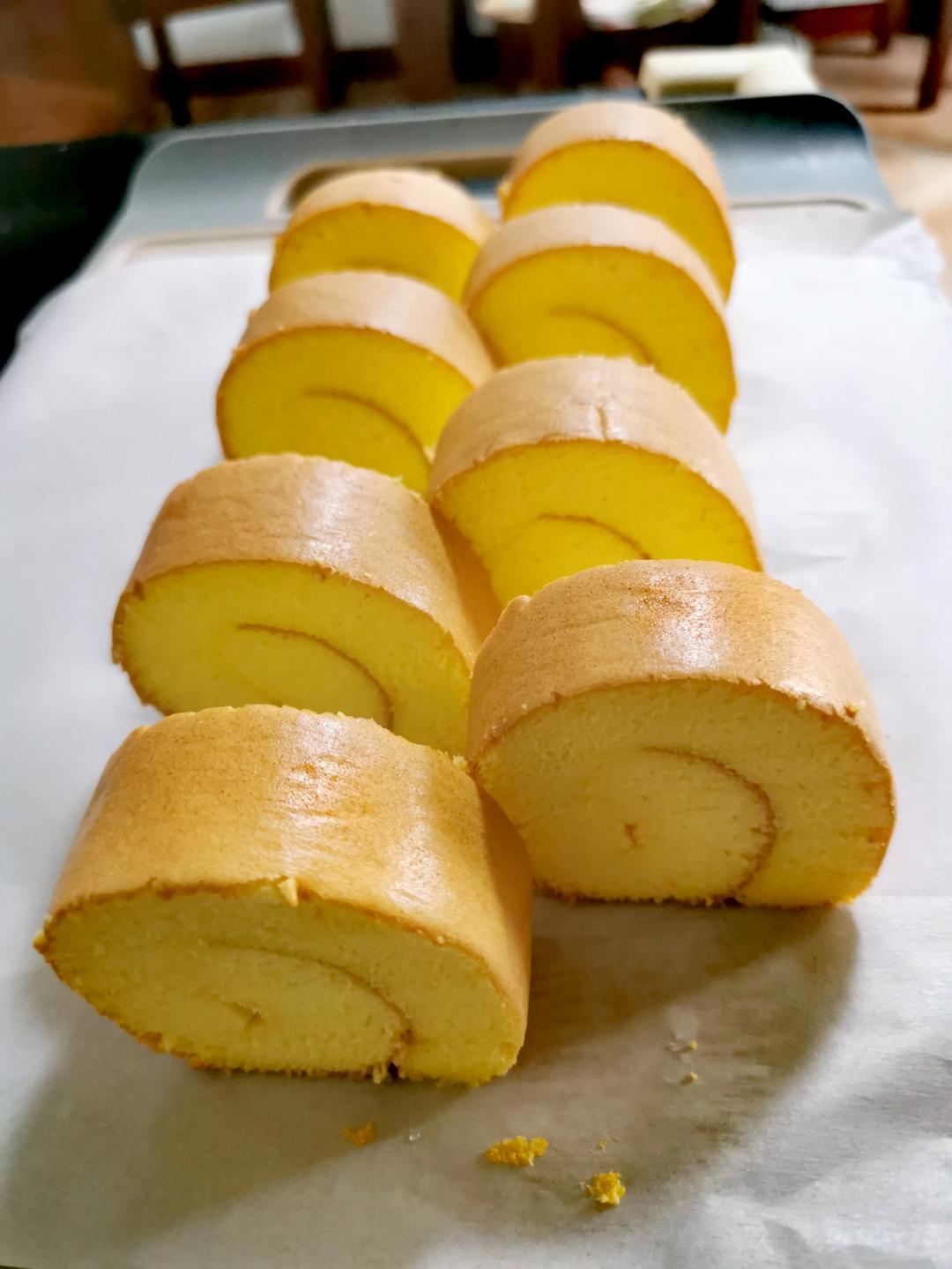 蛋糕卷这样做‼️不掉皮不开裂（小视频食谱）