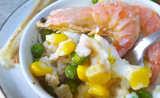 鲜虾杂蔬燕麦蛋羹