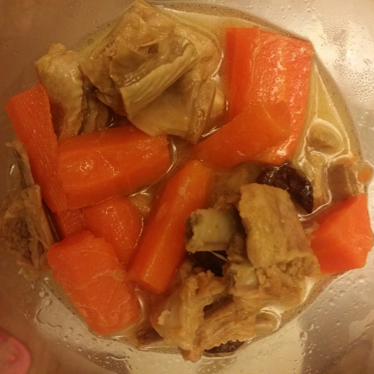 胡萝卜炖羊排