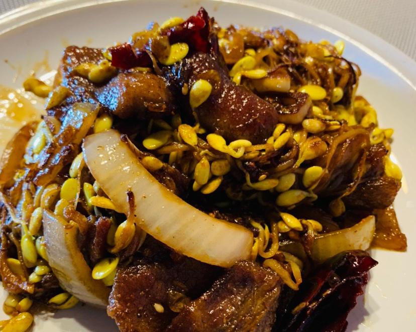 干煸五花肉黄豆芽