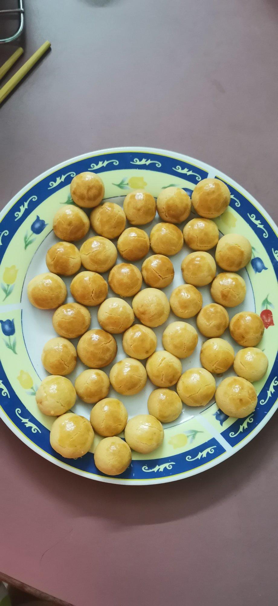 一口一个咸香酥松｜咸蛋黄一口酥