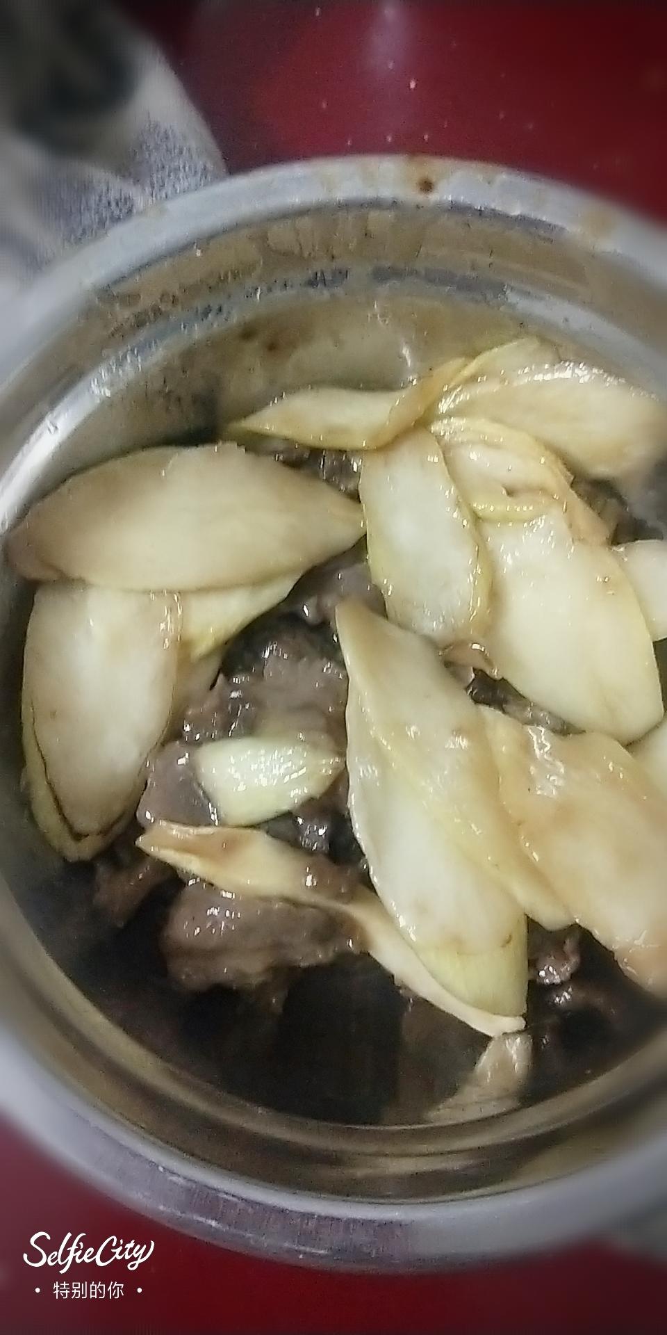 水笋（茭白）炒牛肉的做法