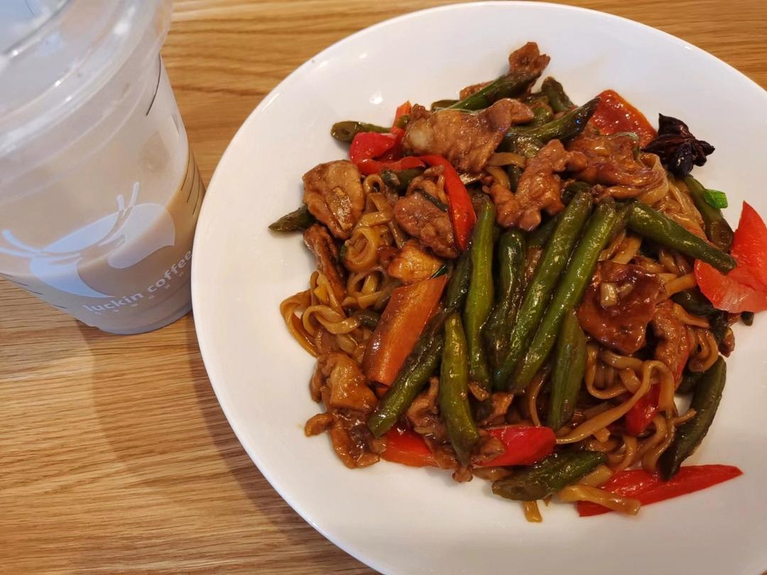 豆角焖面