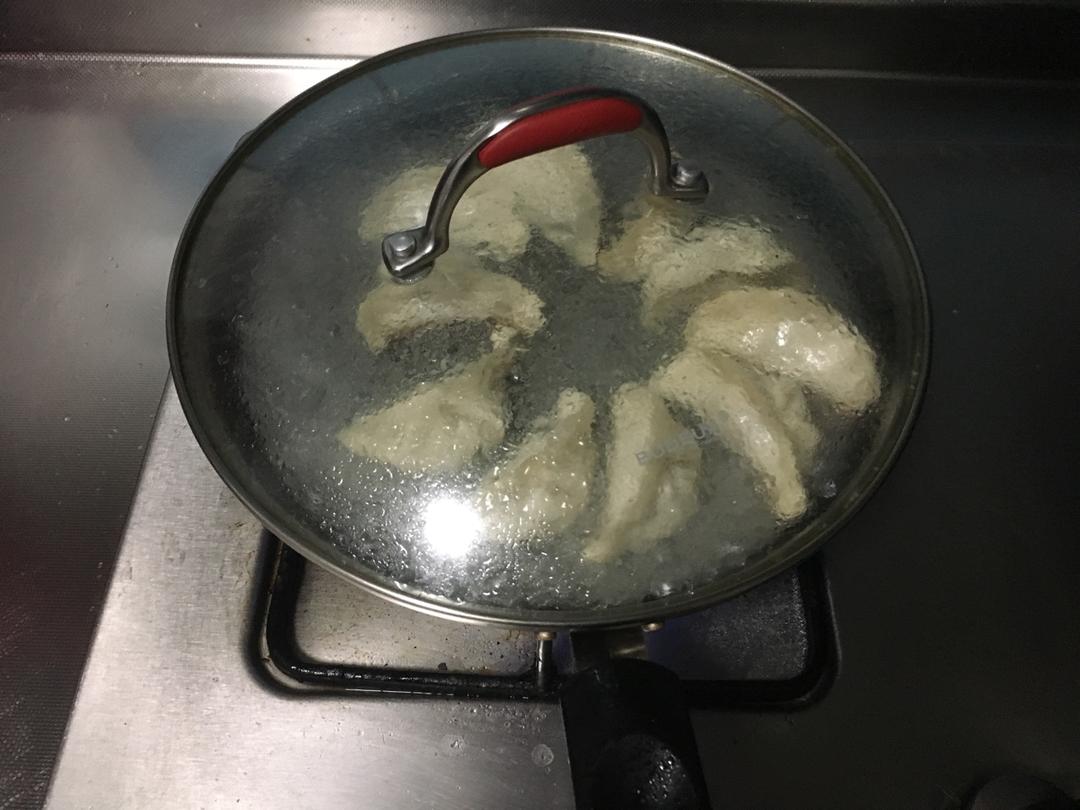 懒人快手抱蛋煎饺