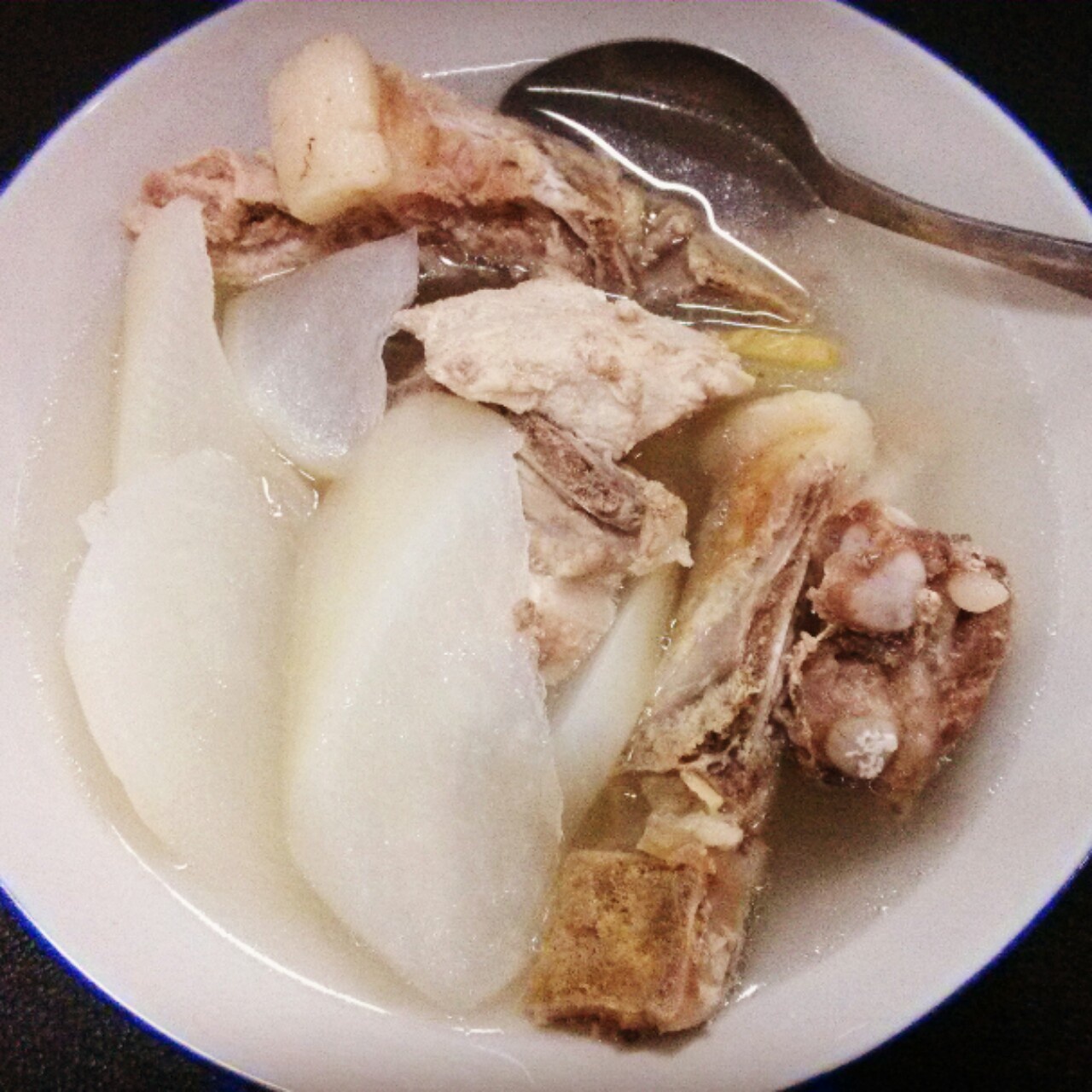 萝卜排骨汤
