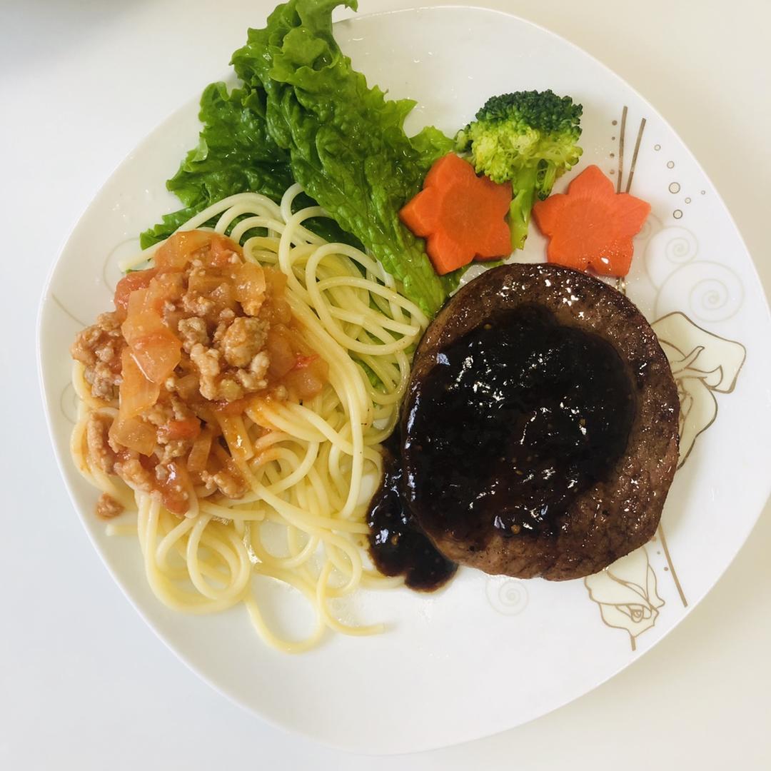 （完胜必胜客的）番茄肉酱意大利面～