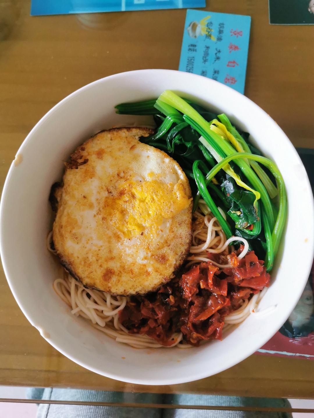 不让京津炸酱专美的郫县豆瓣捞面