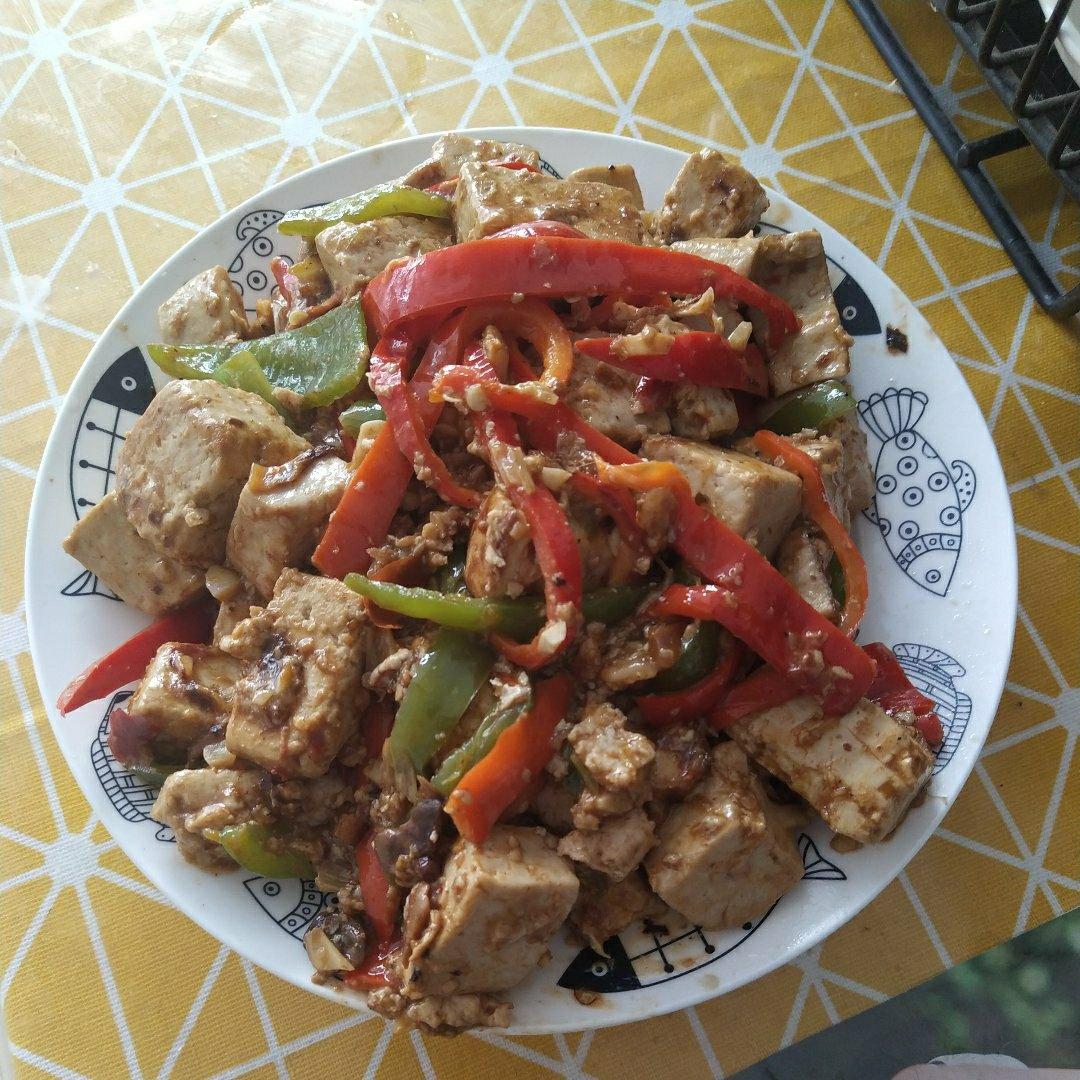 超级下饭的红烧豆腐
