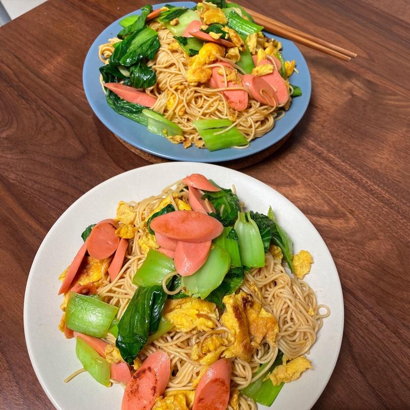 炒面的正宗做法，食材简单，味道足，吃一次就爱上