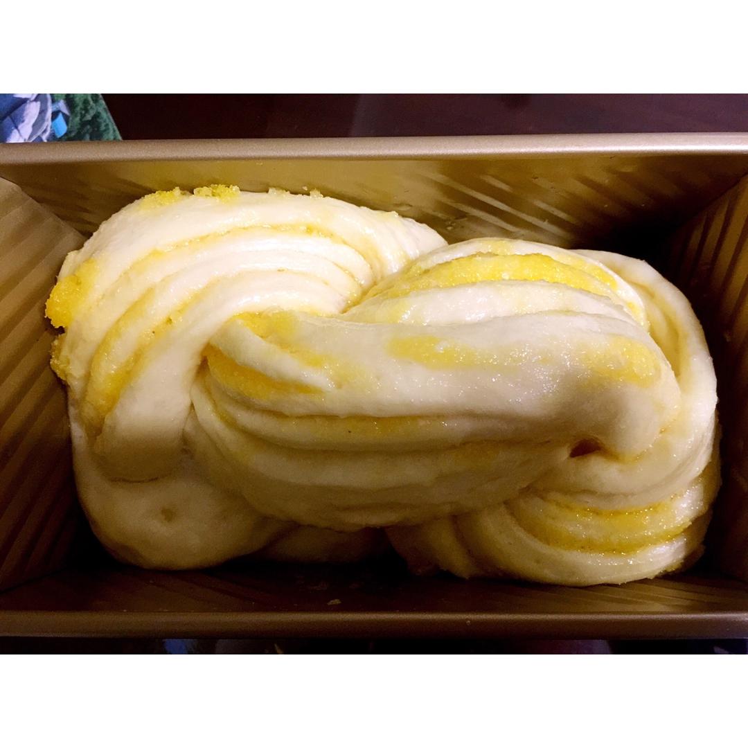 椰蓉吐司面包 Coconut Loaf