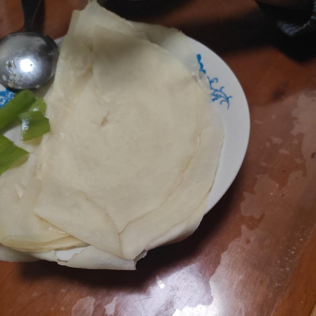 春饼   轻松一次做出十几张的春饼皮