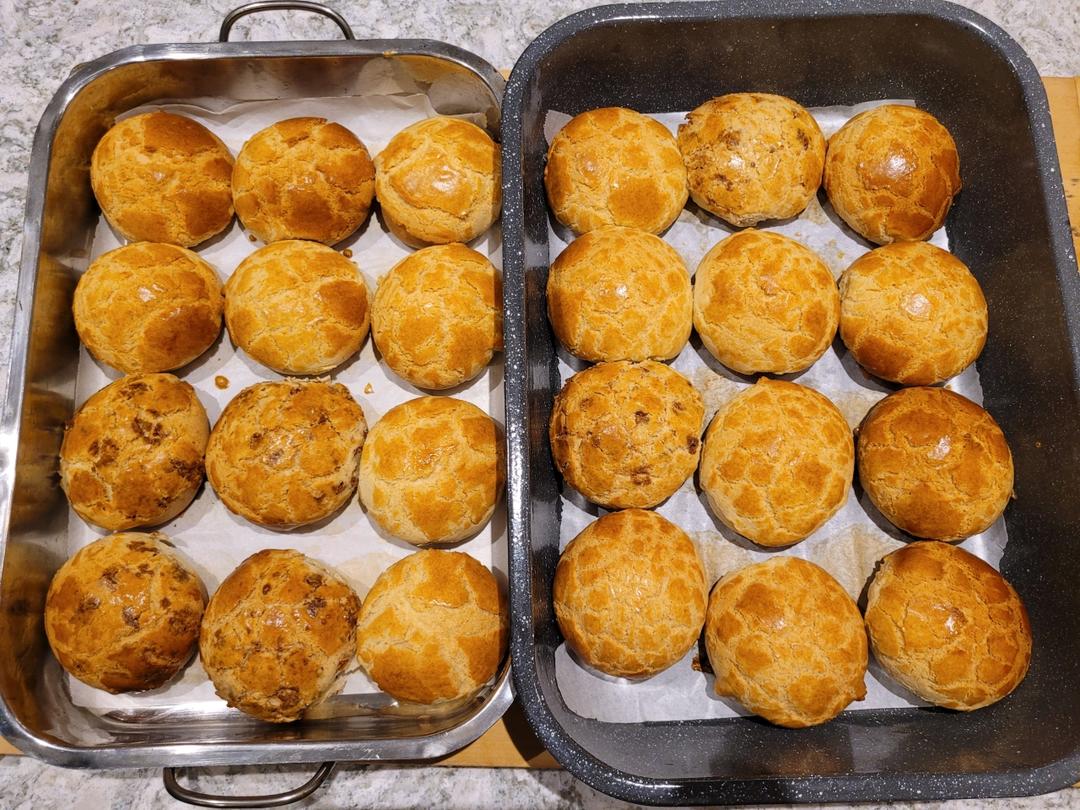 好吃到极致经典脆皮菠萝包