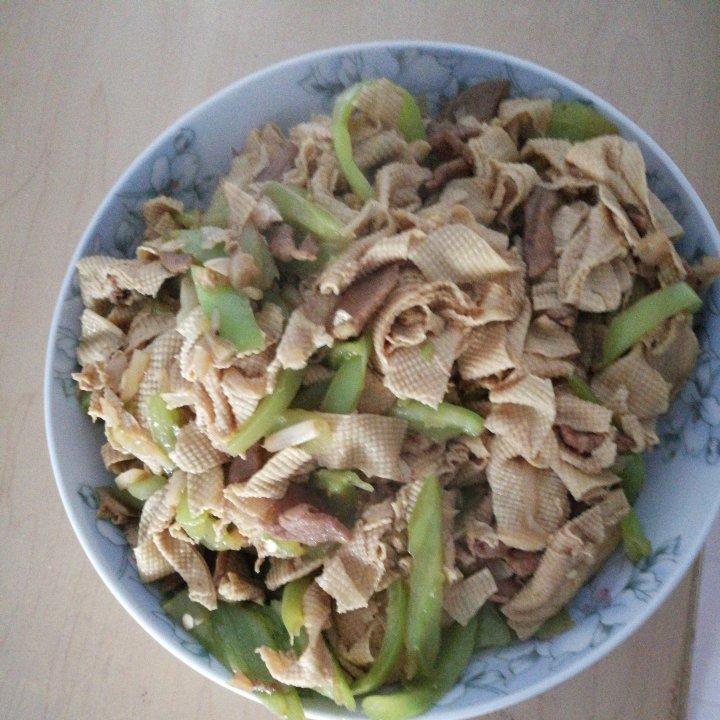 青椒豆腐皮炒肉