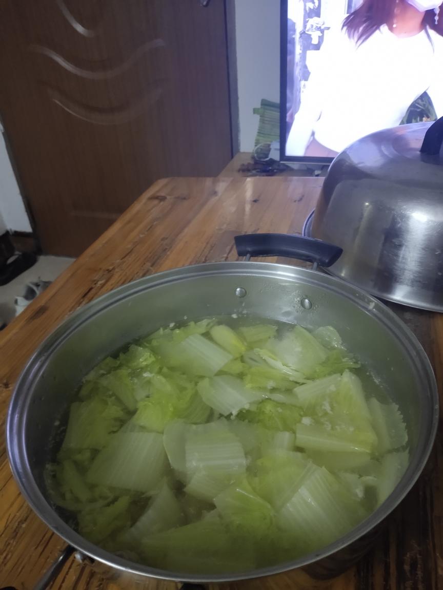 【上汤绍菜(祝大家有好兆头)[万能公式:娃娃菜，白菜都适用]的做法步骤图】好想养一只猫_下厨房