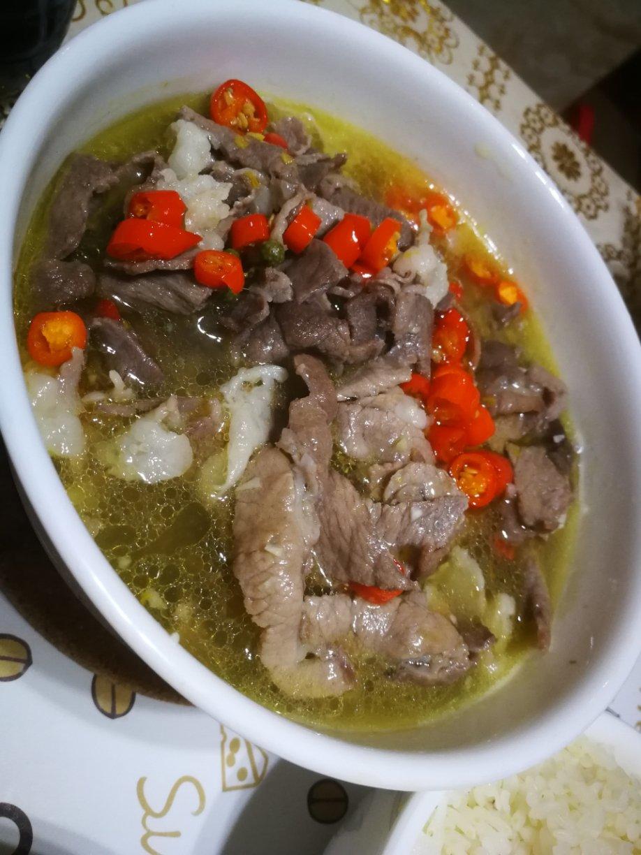 色香味俱佳的金汤肥牛