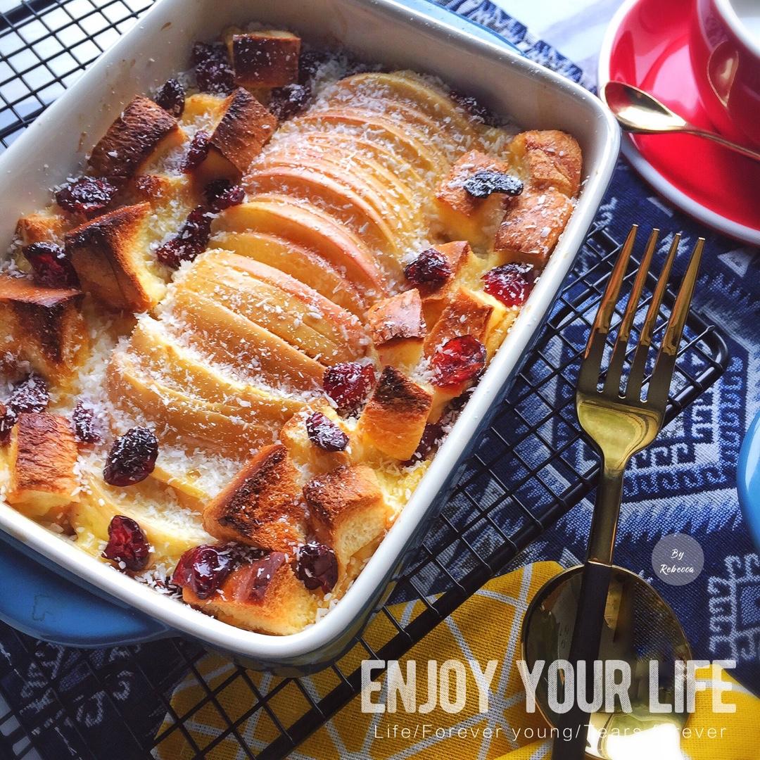 蛋奶烤蘋果吐司