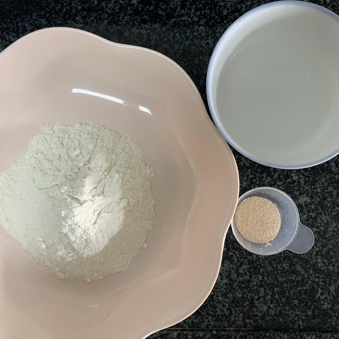 纯奶手撕吐司的做法 步骤1