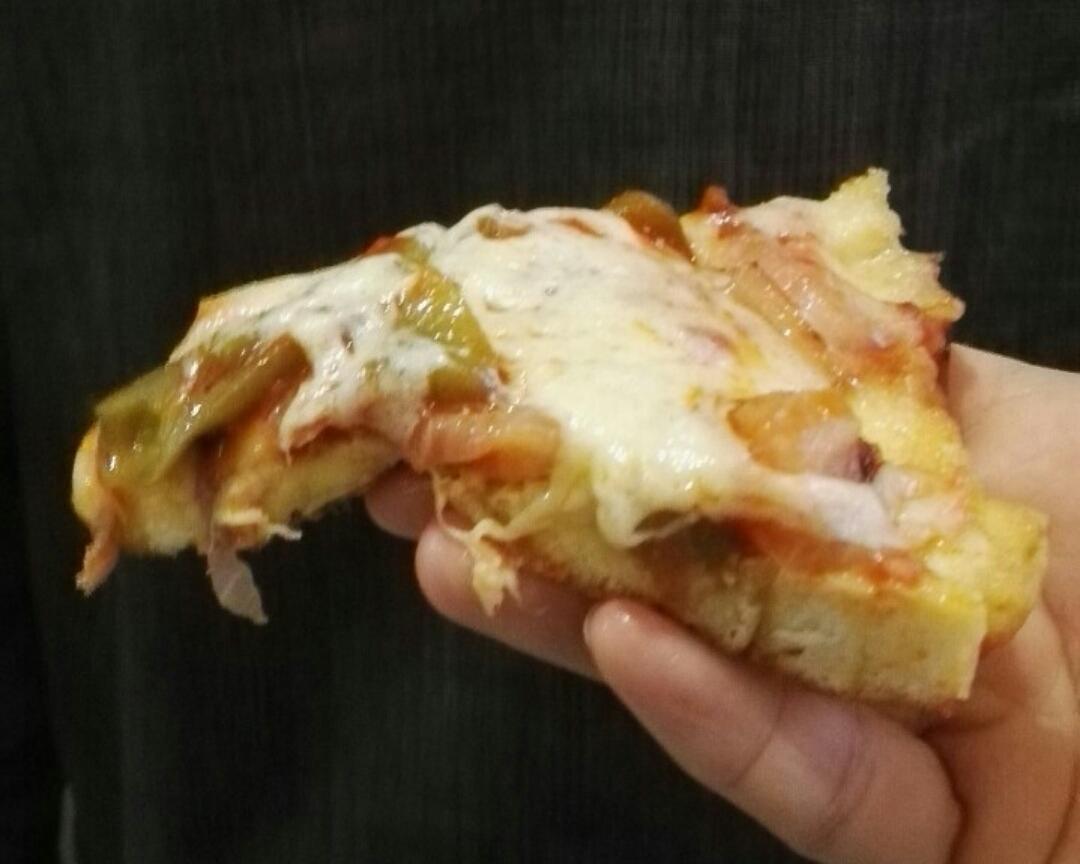 简易版馒头丁饼底披萨