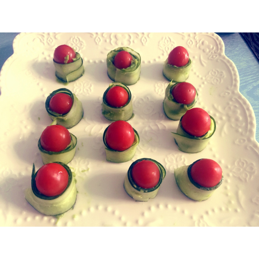 牛油果夹心黄瓜卷