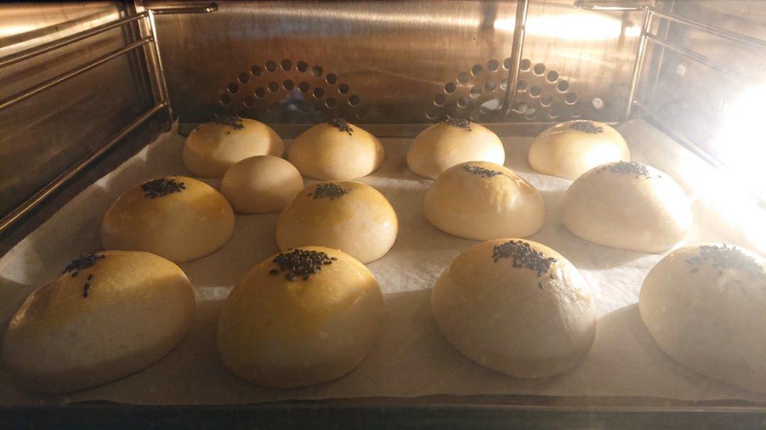 海苔肉松小餐包